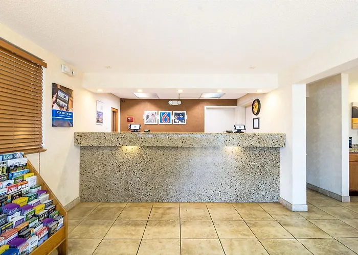 6-alsip, Il Hotel